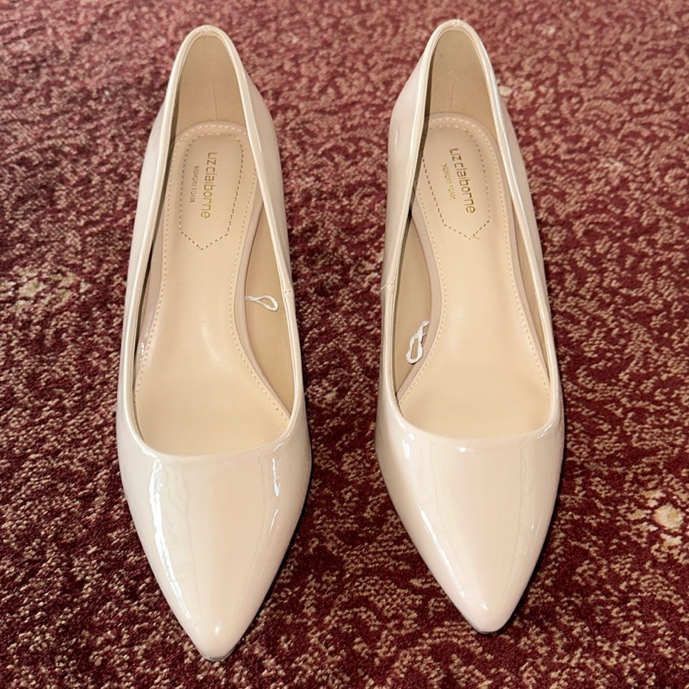 BRAND NEW Nude Heels/Pumps- NWOT